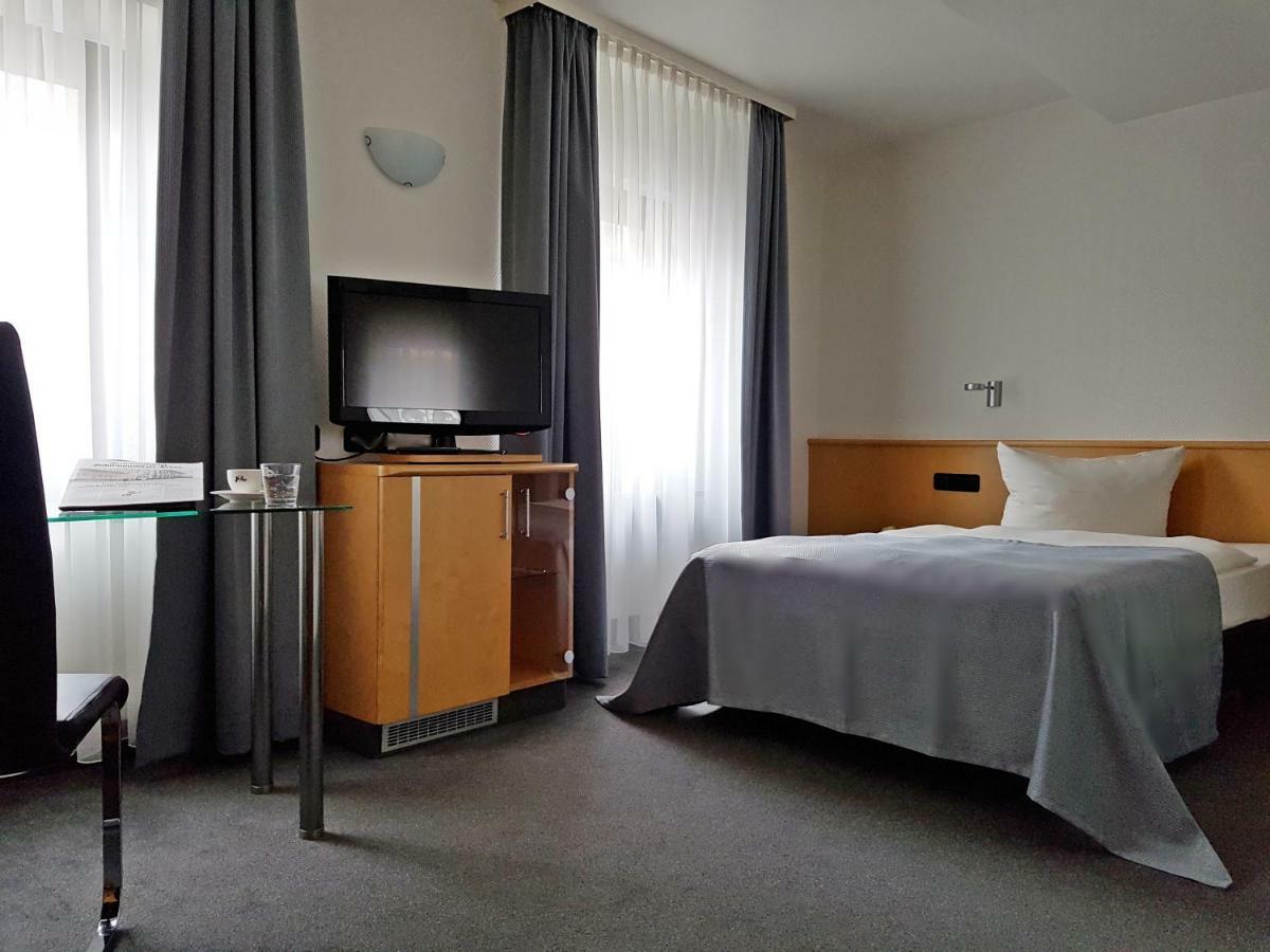 Hotel Ross Schweinfurt Exterior photo